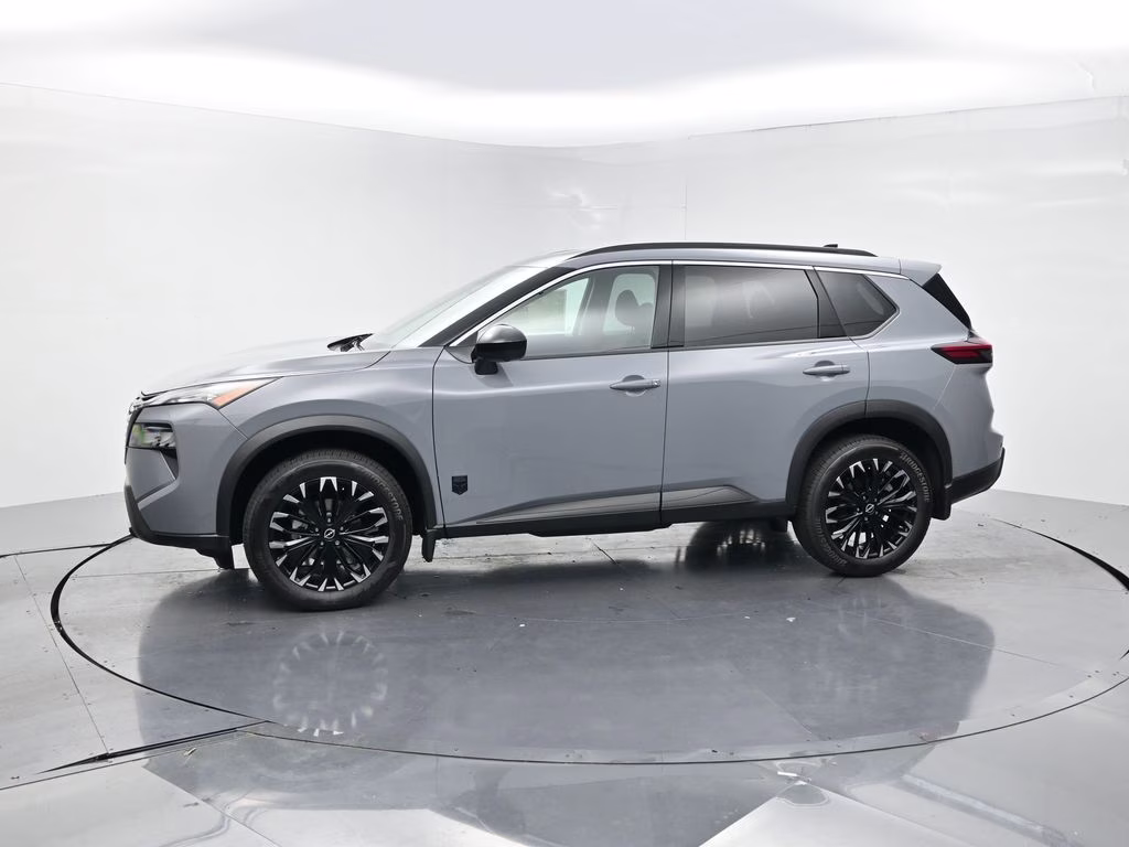 2026 Boulder Gray Pearl Nissan Rogue Dark Armor FWD SUV