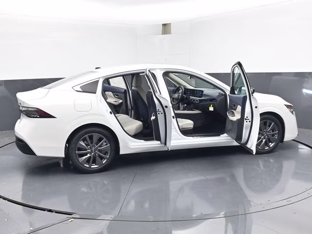 2026 Aspen White Tricoat Nissan Sentra SL FWD Sedan