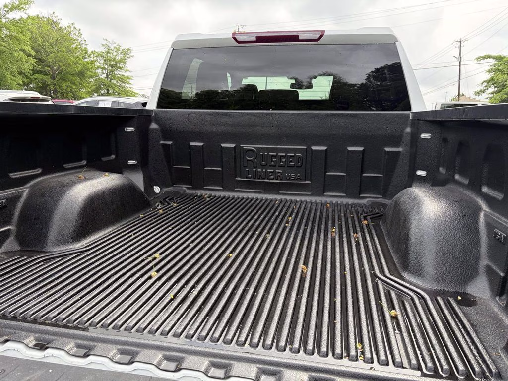 2025 Summit White GMC Sierra 1500 SLT 4X4 Truck
