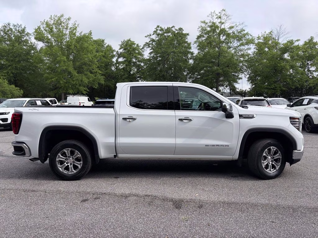 2025 Summit White GMC Sierra 1500 SLT 4X4 Truck