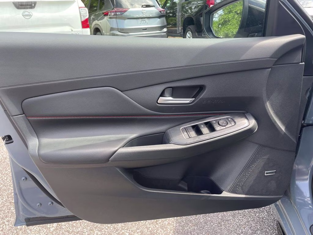 2026 Atlantic Gray/Super Black Nissan Sentra SR FWD Sedan