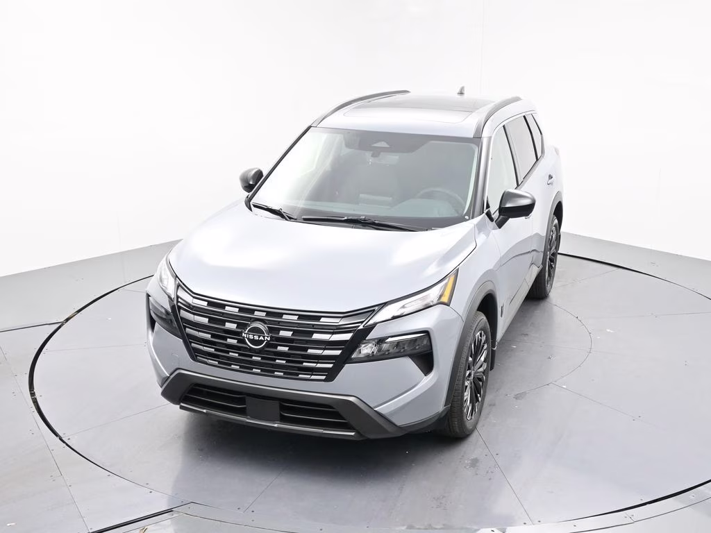 2026 Boulder Gray Pearl Nissan Rogue Dark Armor FWD SUV