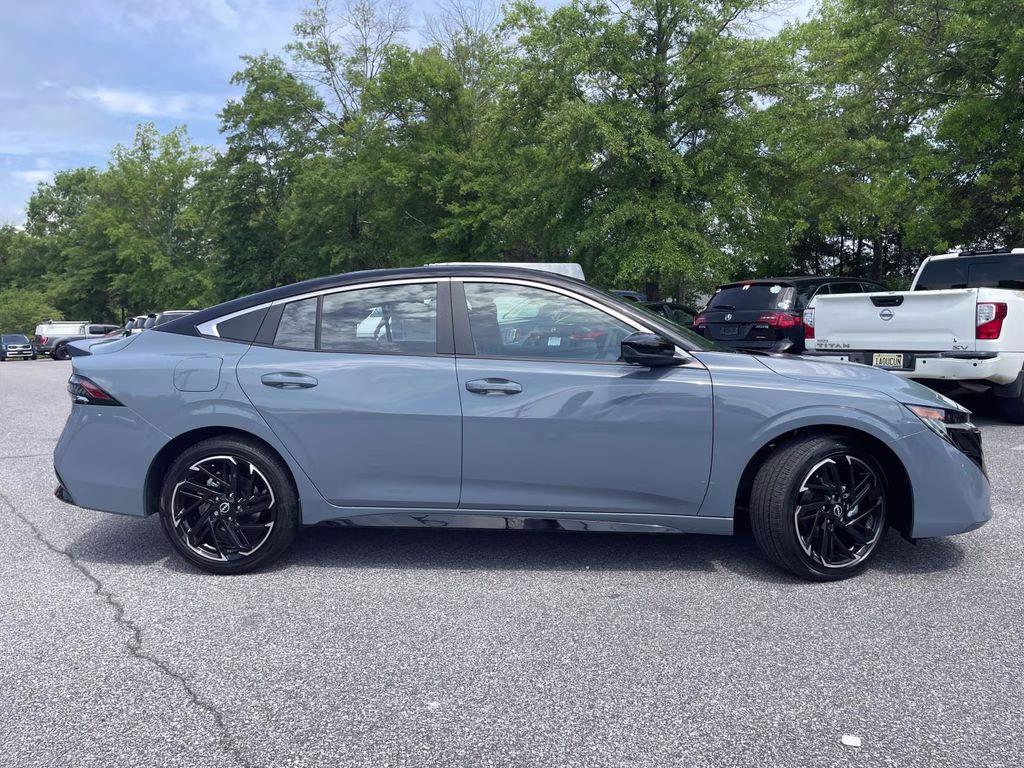 2026 Atlantic Gray/Super Black Nissan Sentra SR FWD Sedan