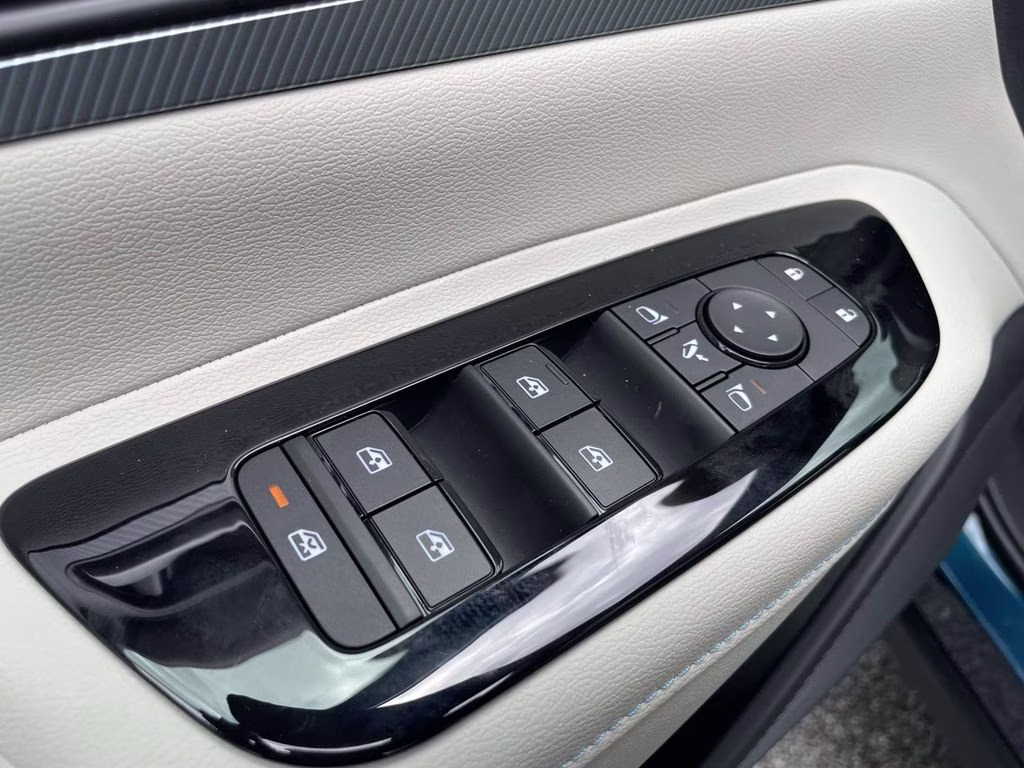 2026 Aurora Blue Pearl Metallic Nissan Murano Platinum AWD SUV