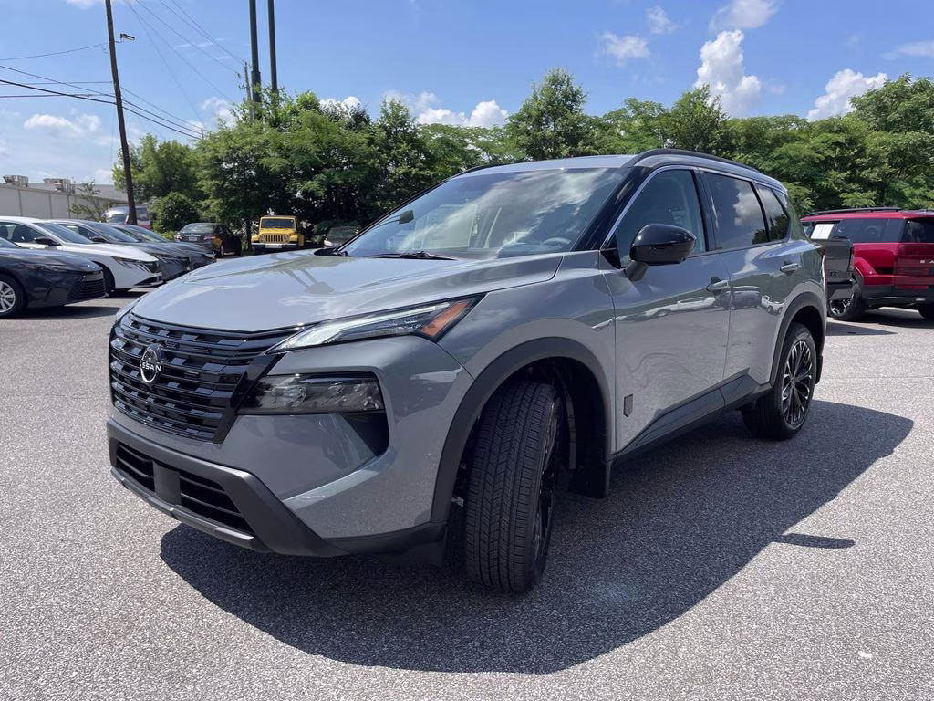 2026 Boulder Gray Pearl Nissan Rogue Dark Armor FWD SUV