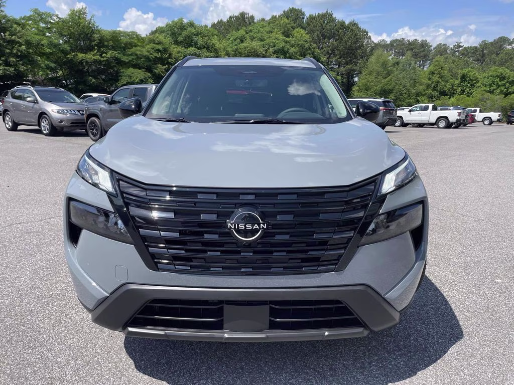 2026 Boulder Gray Pearl Nissan Rogue Dark Armor FWD SUV