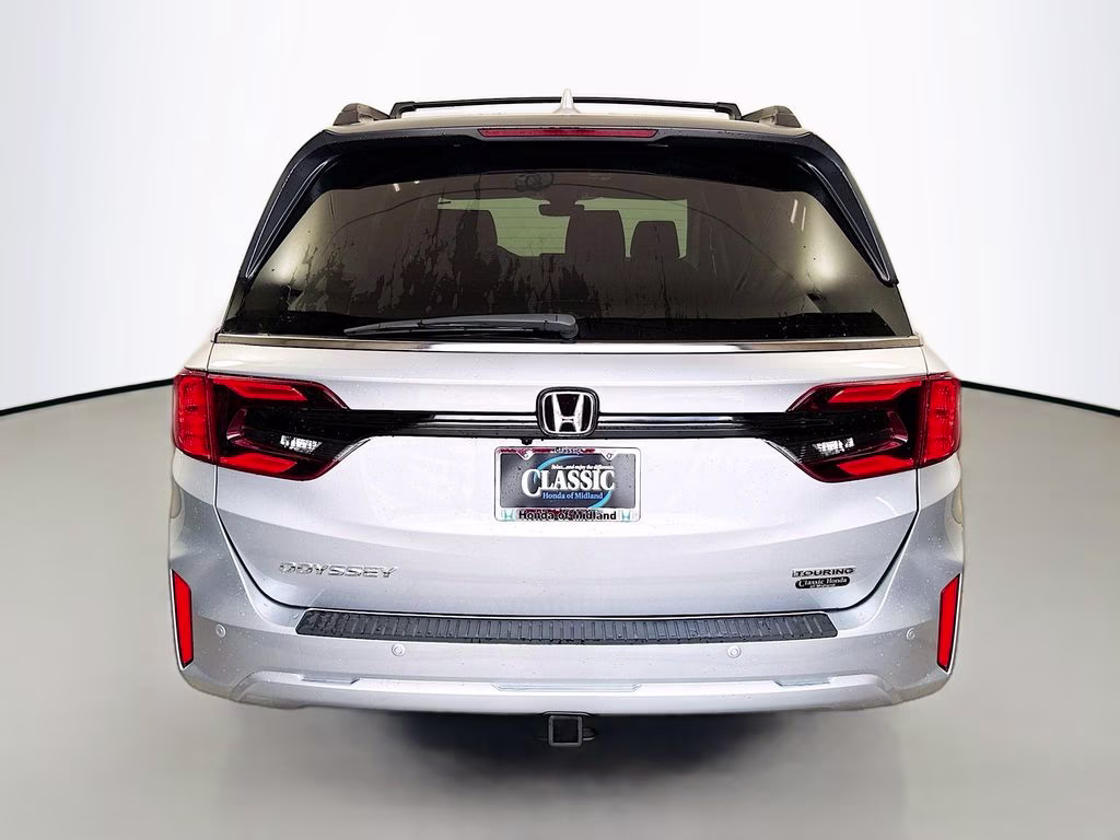 2026 Solar Silver Metallic Honda Odyssey Touring FWD Van