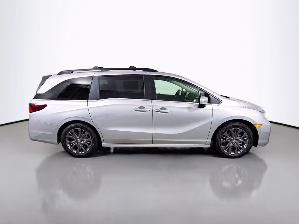 2026 Solar Silver Metallic Honda Odyssey Touring FWD Van