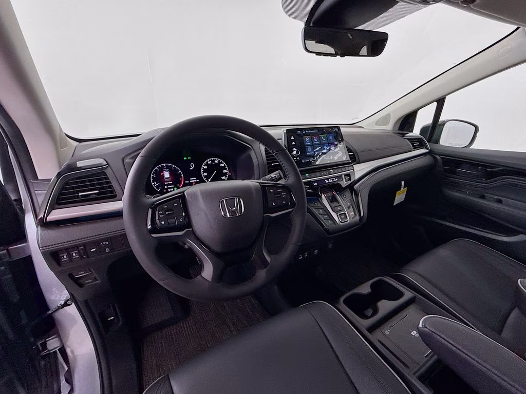 2026 Solar Silver Metallic Honda Odyssey Touring FWD Van