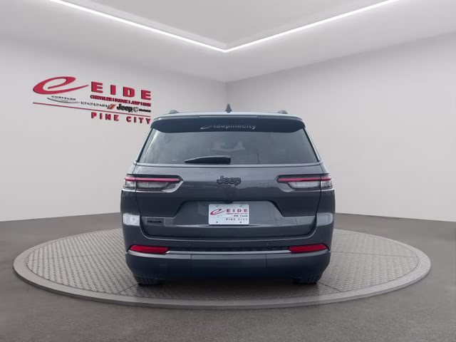 2026 Baltic Gray Metallic Clearcoat Jeep Grand Cherokee L Altitude 4X4 SUV
