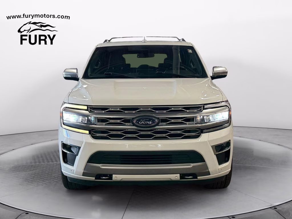 2023 Star White Metallic Tri-Coat Ford Expedition Max Platinum w/HD Trailer Tow Pkg 4X4 SUV