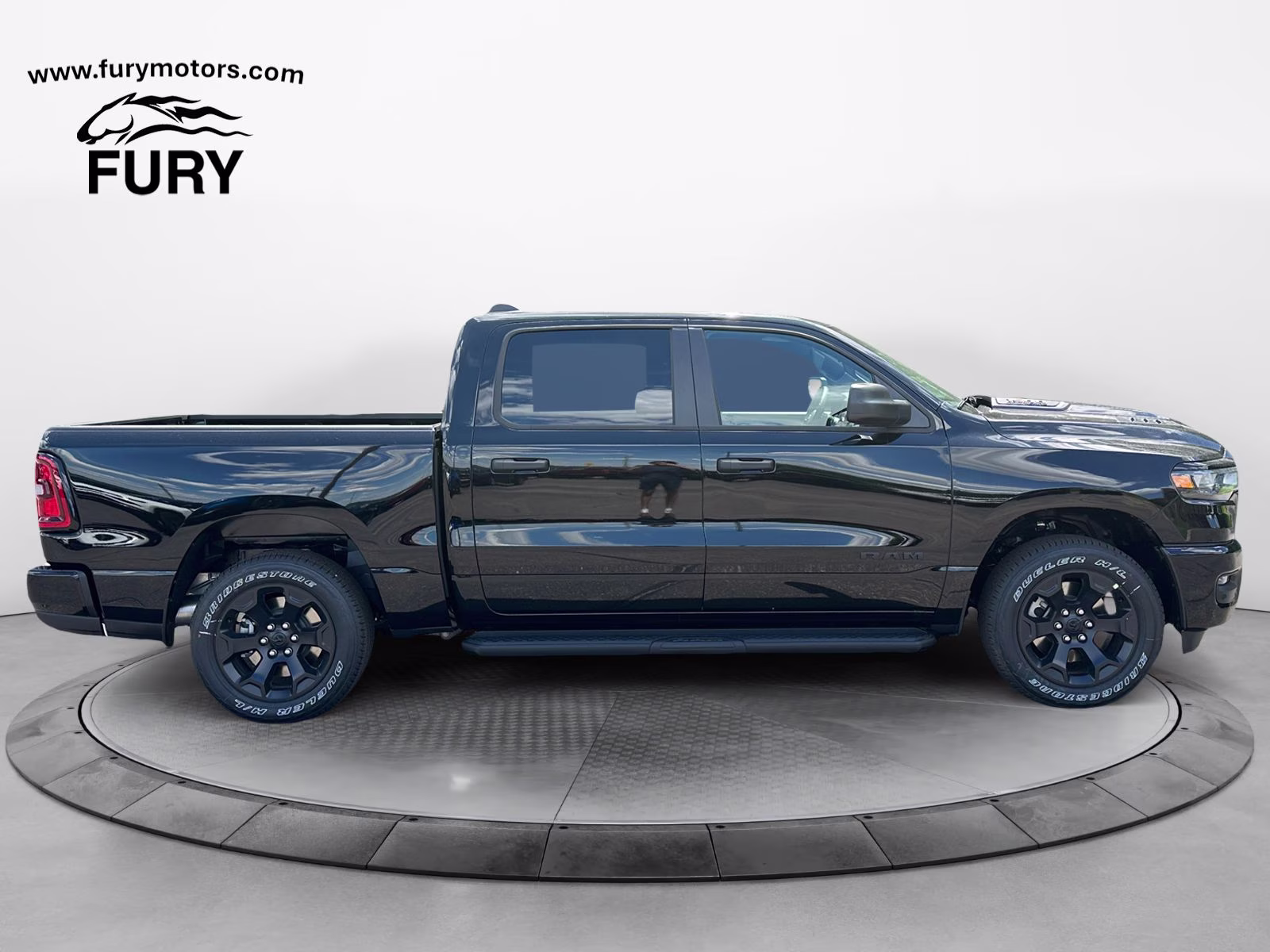 2026 Diamond Black Crystal Pearlcoat Ram 1500 Express 4X4 Truck
