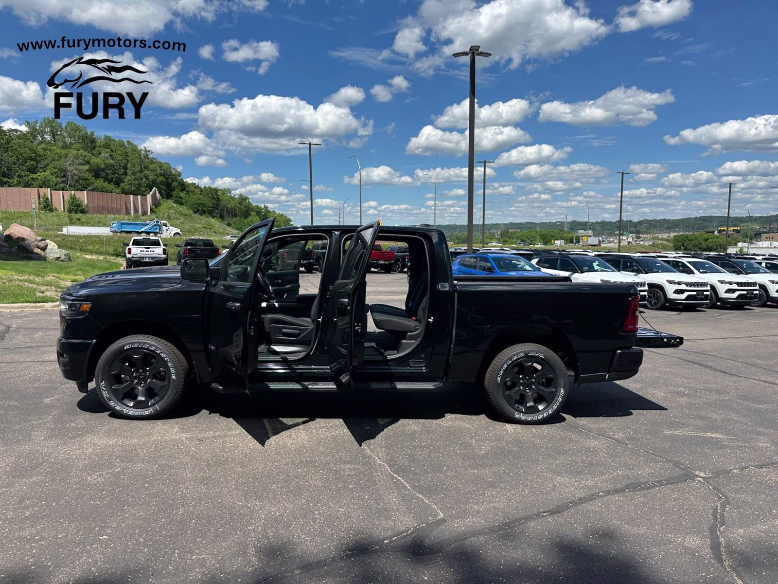2026 Diamond Black Crystal Pearlcoat Ram 1500 Express 4X4 Truck