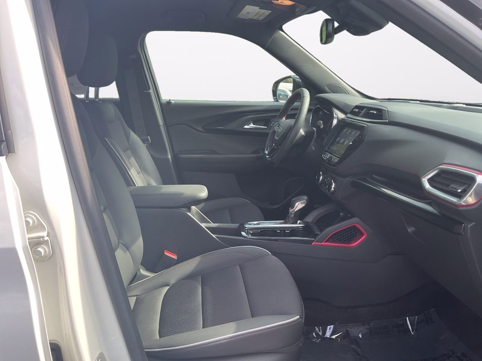 2023 White Chevrolet Trailblazer RS AWD SUV