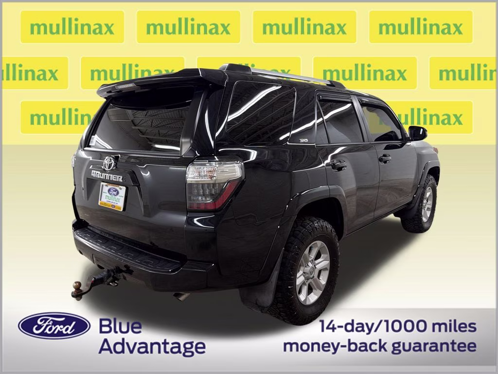 2021 Midnight Black Metallic Toyota 4Runner SR5 Premium 4X4 SUV