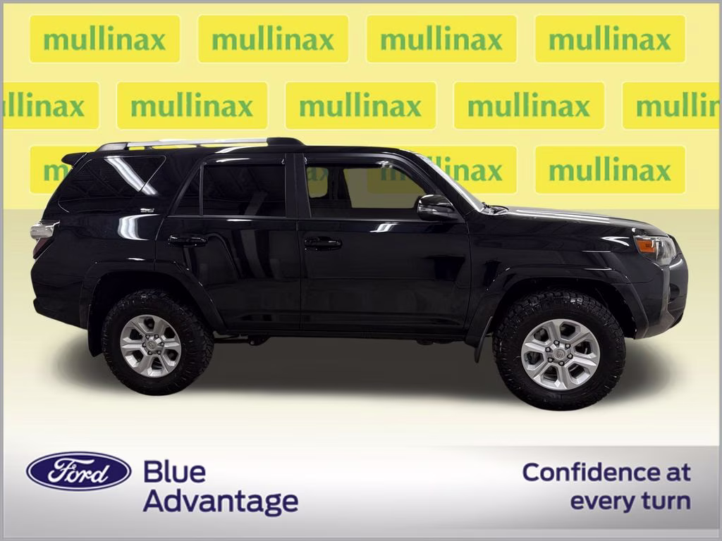 2021 Midnight Black Metallic Toyota 4Runner SR5 Premium 4X4 SUV