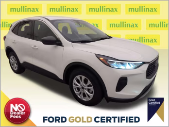 2023 Star White Metallic Tri-Coat Ford Escape Active FWD SUV