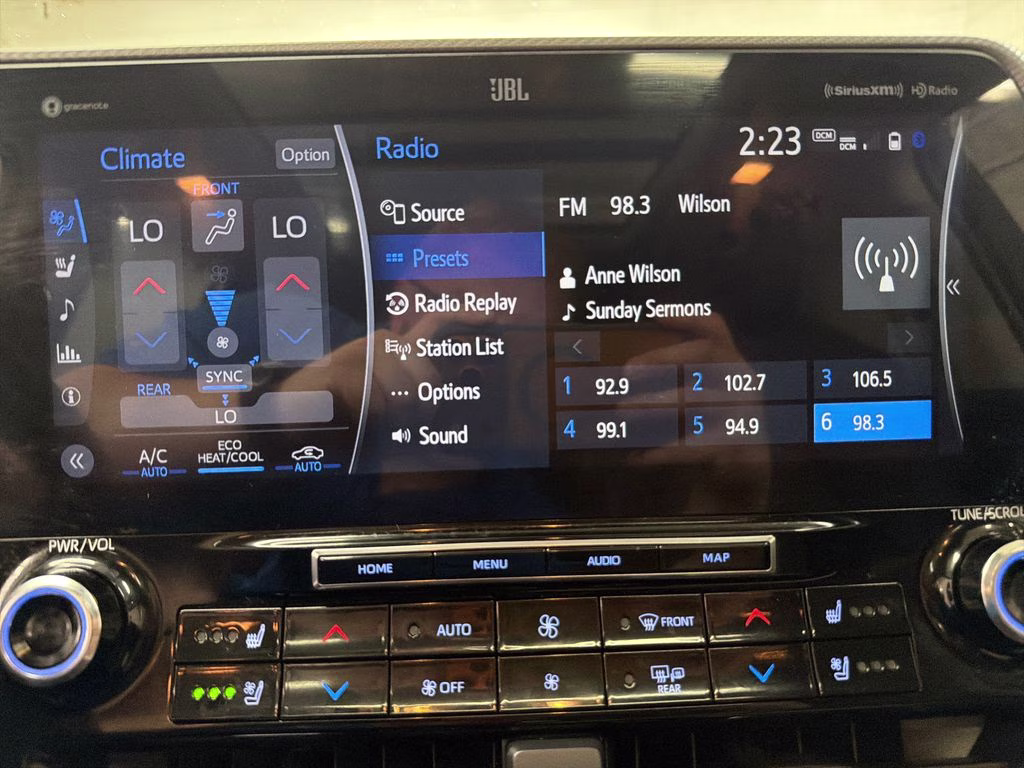 2022 Midnight Black Metallic Toyota Highlander Platinum FWD SUV