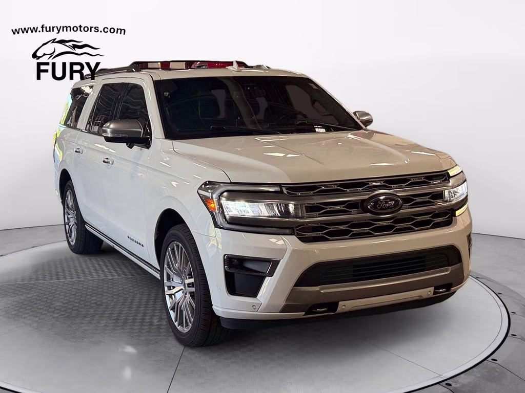 2023 Star White Metallic Tri-Coat Ford Expedition Max Platinum w/HD Trailer Tow Pkg 4X4 SUV
