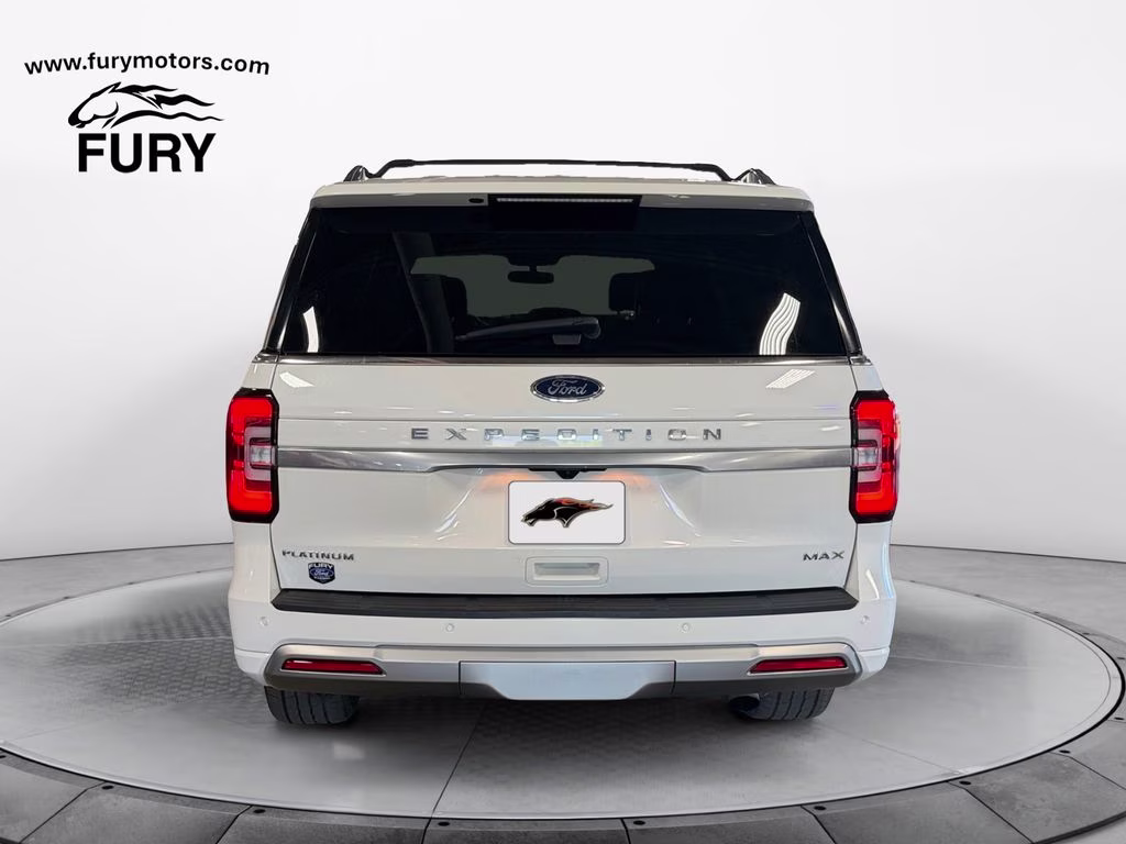 2023 Star White Metallic Tri-Coat Ford Expedition Max Platinum w/HD Trailer Tow Pkg 4X4 SUV