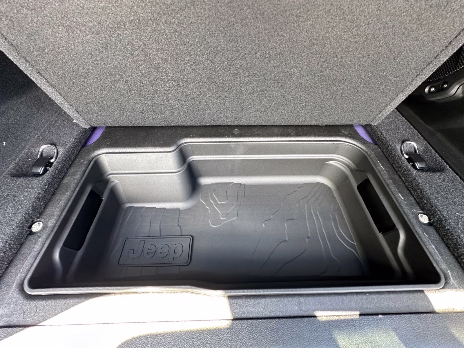 2026 Reign Jeep Wrangler Sahara 4X4 SUV
