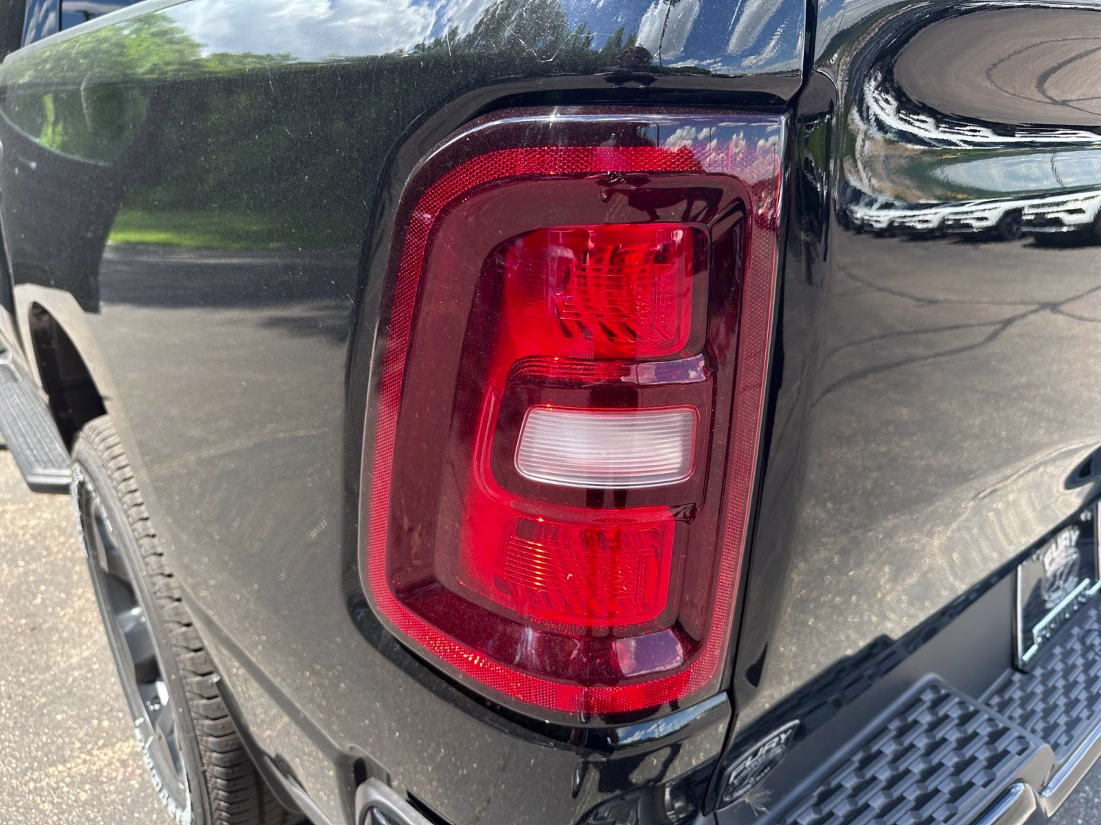 2026 Diamond Black Crystal Pearlcoat Ram 1500 Express 4X4 Truck