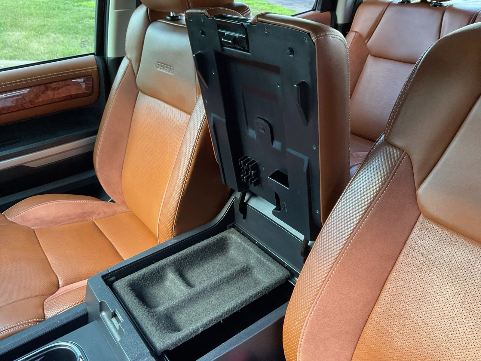 2018 Black Toyota Tundra Platinum 4X4 Truck