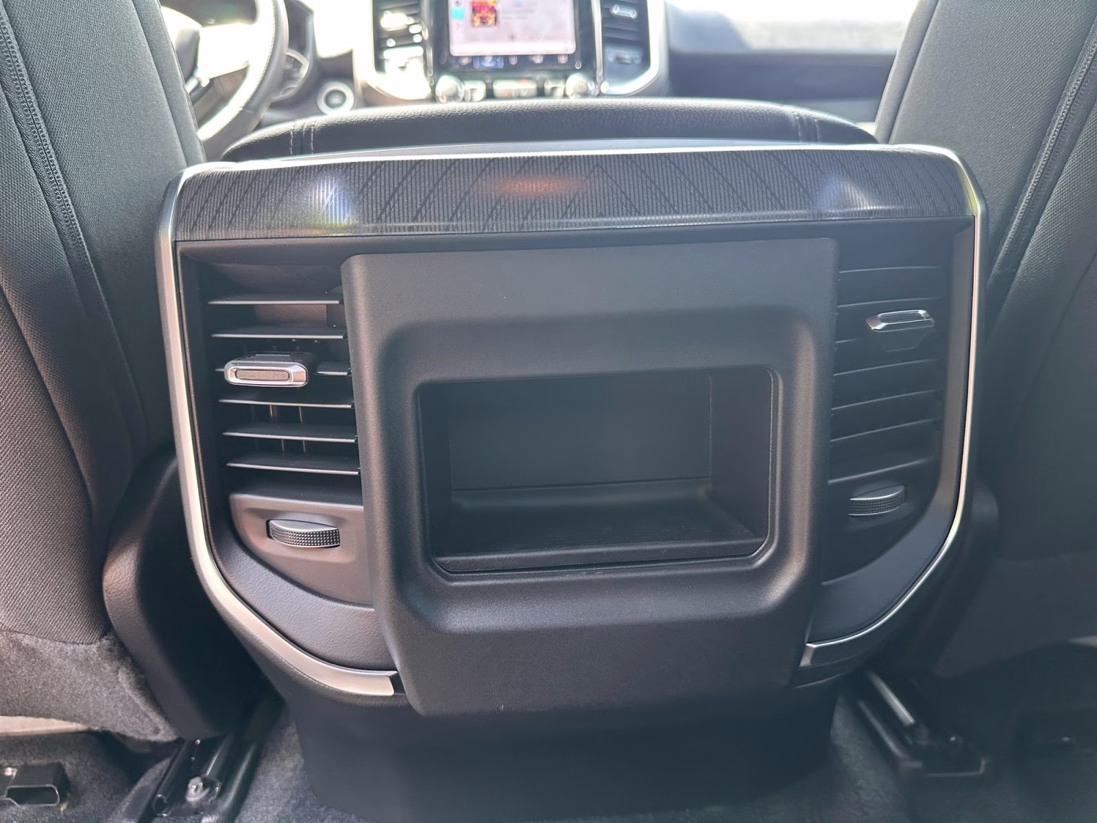 2026 Diamond Black Crystal Pearlcoat Ram 1500 Express 4X4 Truck