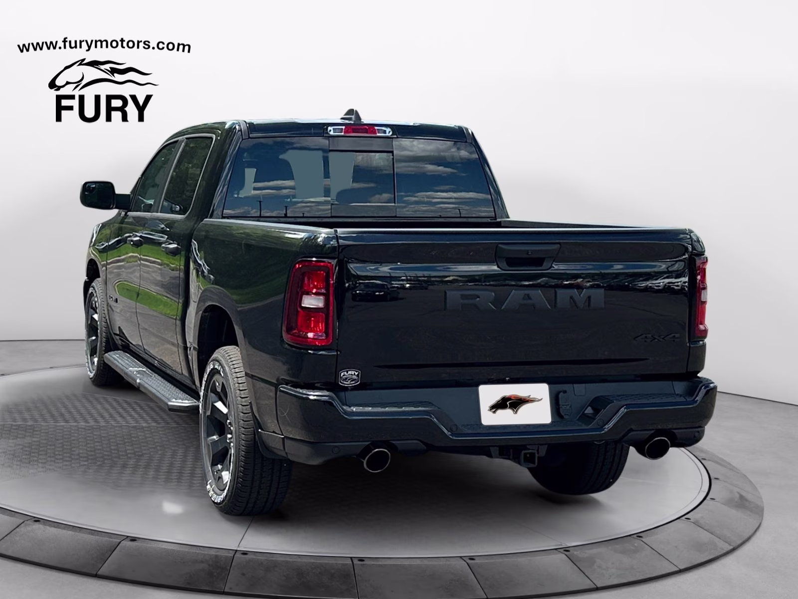 2026 Diamond Black Crystal Pearlcoat Ram 1500 Express 4X4 Truck
