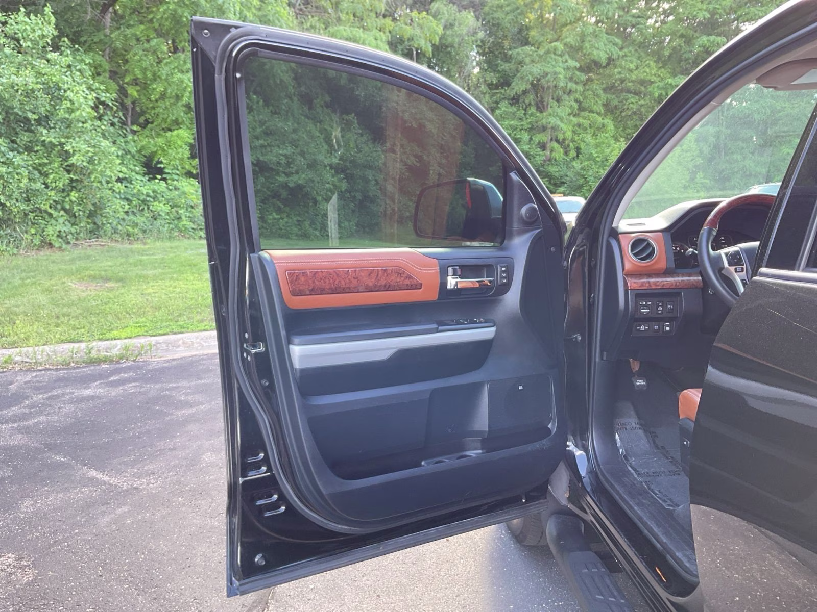2018 Black Toyota Tundra Platinum 4X4 Truck