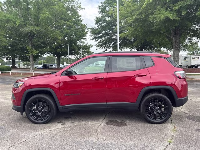 2026 Red Hot Pearlcoat Jeep Compass Latitude Altitude 4X4 SUV