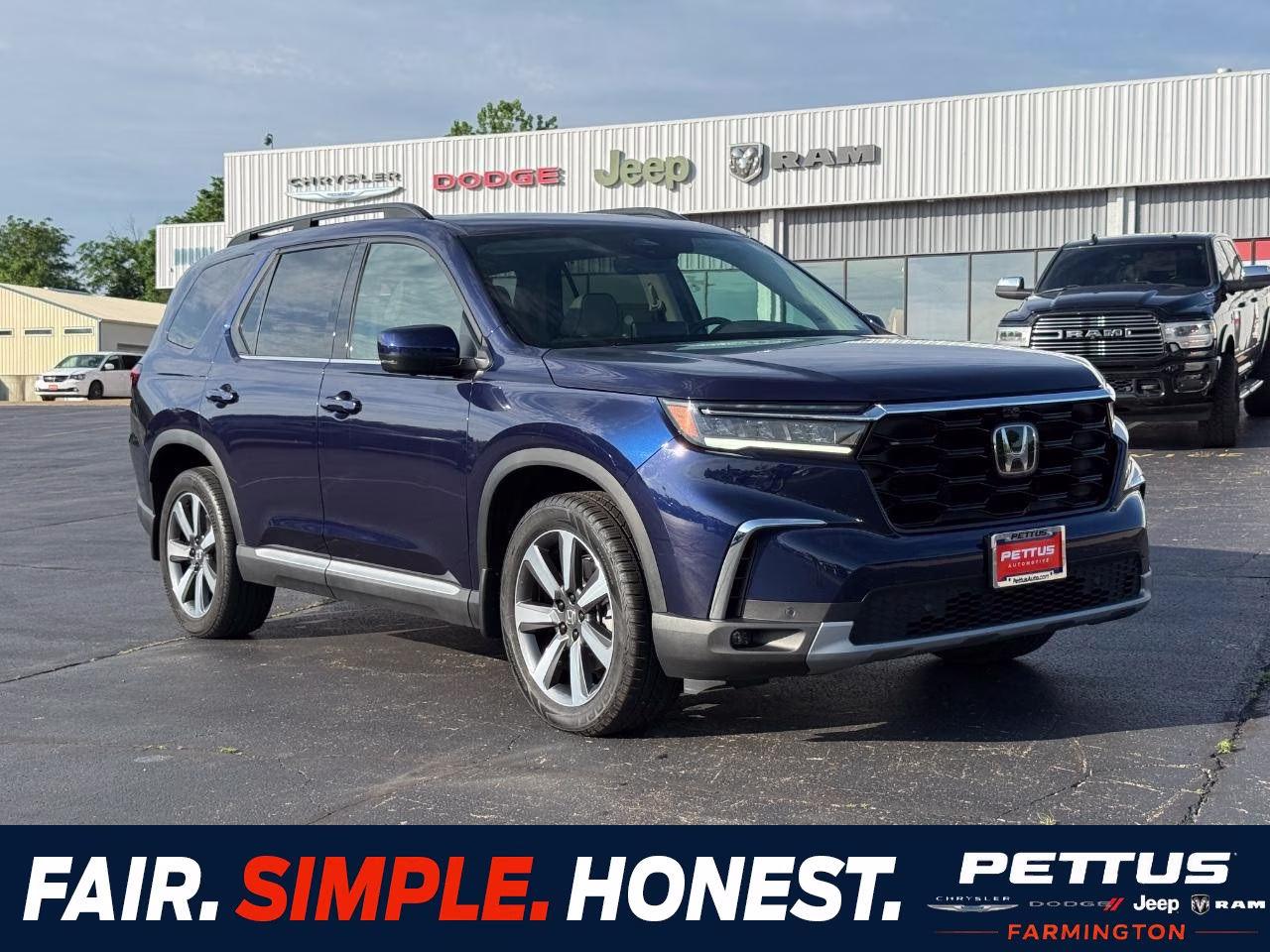 2023 Obsidian Blue Pearl Honda Pilot Elite AWD SUV