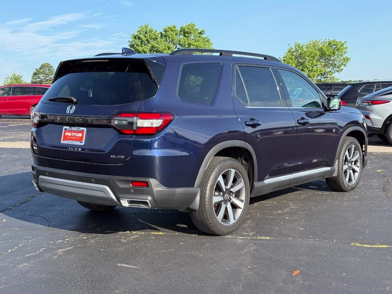 2023 Obsidian Blue Pearl Honda Pilot Elite AWD SUV