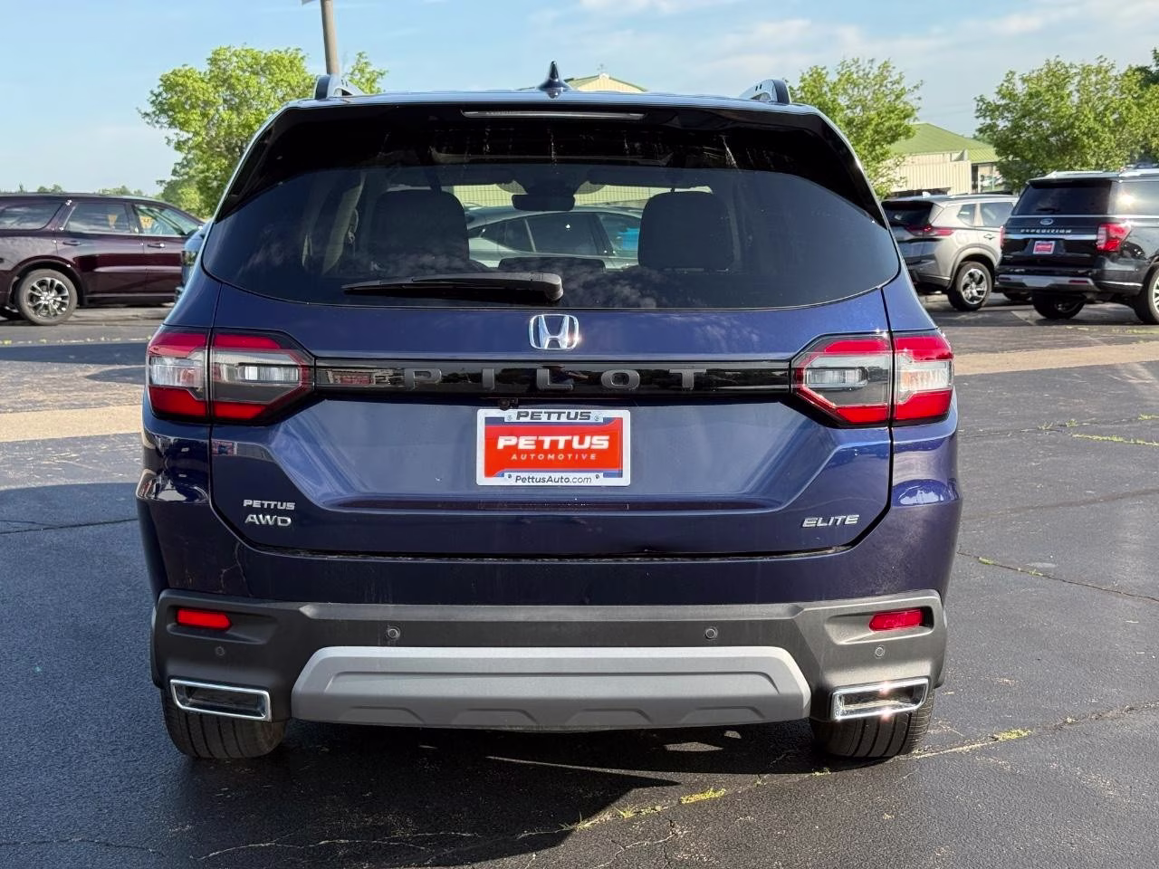 2023 Obsidian Blue Pearl Honda Pilot Elite AWD SUV