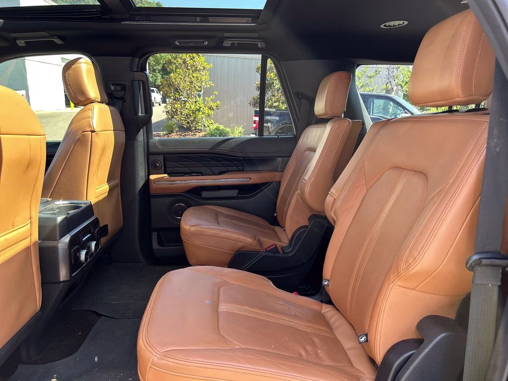 2022 Agate Black Metallic Ford Expedition Max Platinum RWD SUV