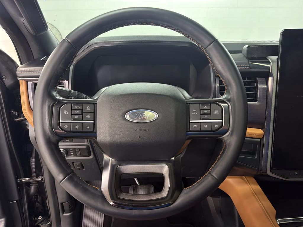 2022 Agate Black Metallic Ford Expedition Max Platinum RWD SUV