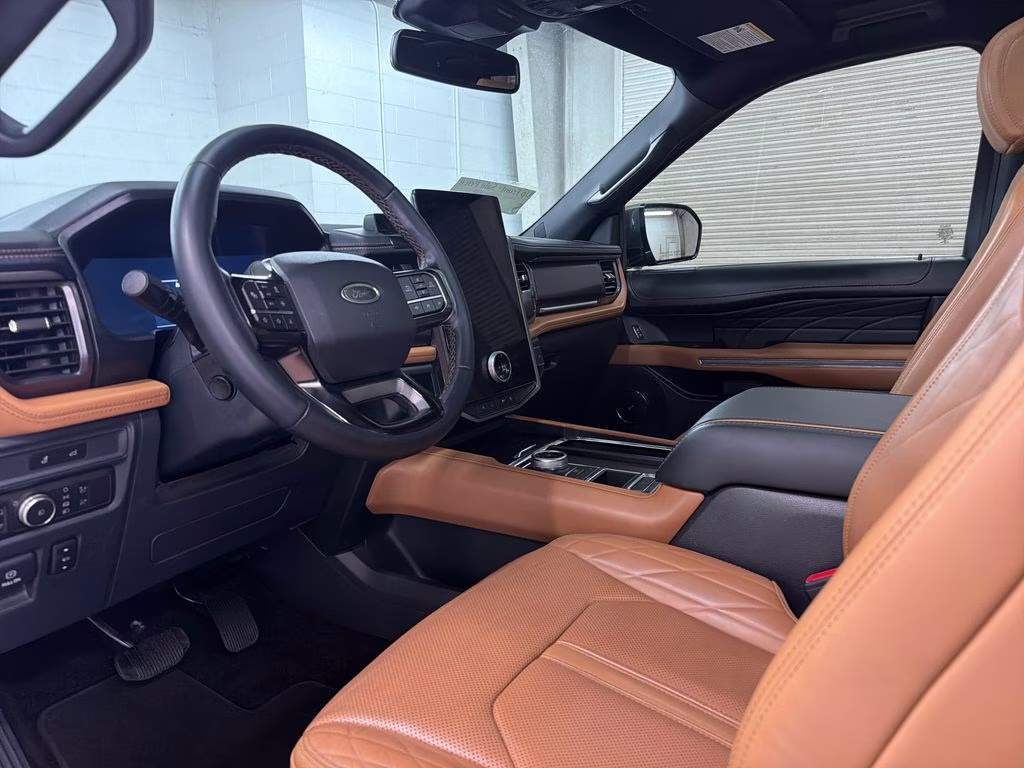 2022 Agate Black Metallic Ford Expedition Max Platinum RWD SUV