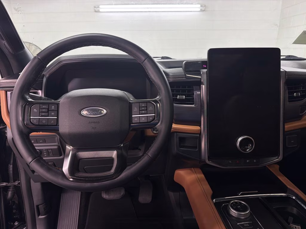 2022 Agate Black Metallic Ford Expedition Max Platinum RWD SUV