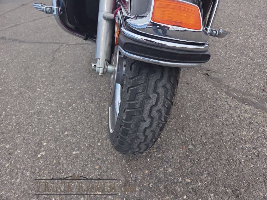 2005 Black Harley-Davidson Ultra classic Ultra classic Motorcycle