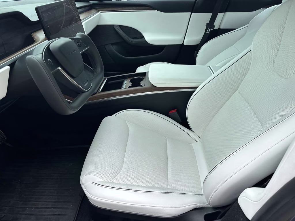 2021 Deep Blue Metallic Tesla Model S Plaid AWD Hatchback