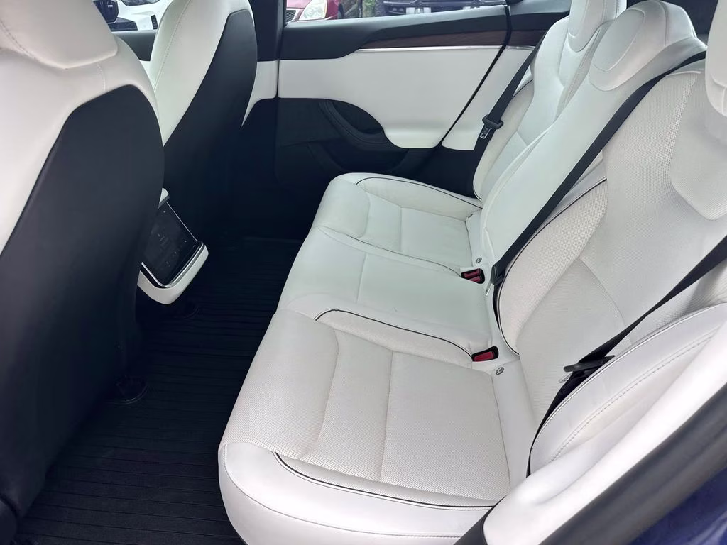 2021 Deep Blue Metallic Tesla Model S Plaid AWD Hatchback