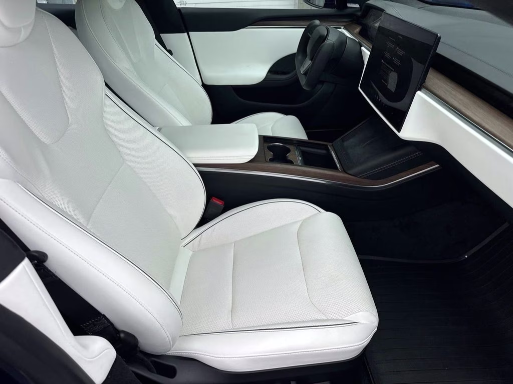 2021 Deep Blue Metallic Tesla Model S Plaid AWD Hatchback