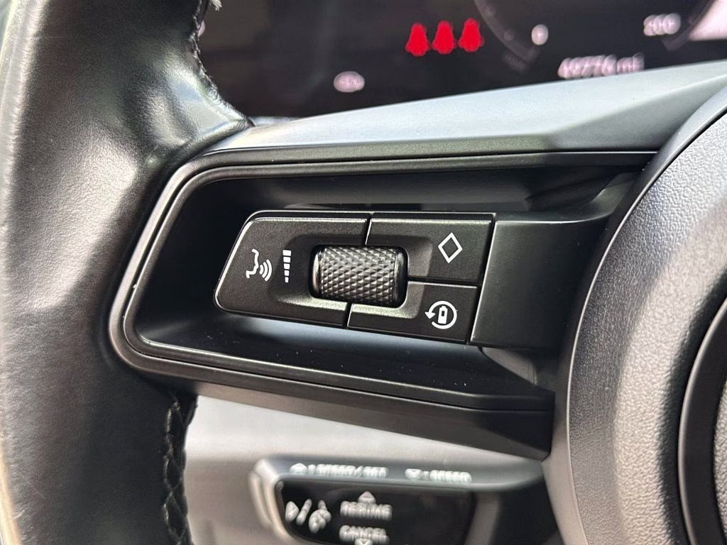 2022 Jet Black Metallic Porsche Taycan Base RWD Sedan