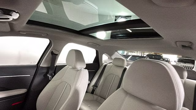 2023 Onyx Black Hyundai Sonata SEL FWD Sedan