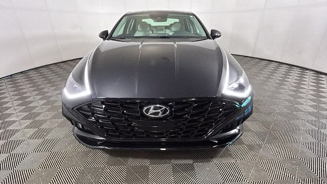 2023 Onyx Black Hyundai Sonata SEL FWD Sedan