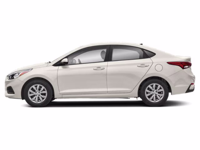 2019 Frost White Hyundai Accent SE FWD Sedan