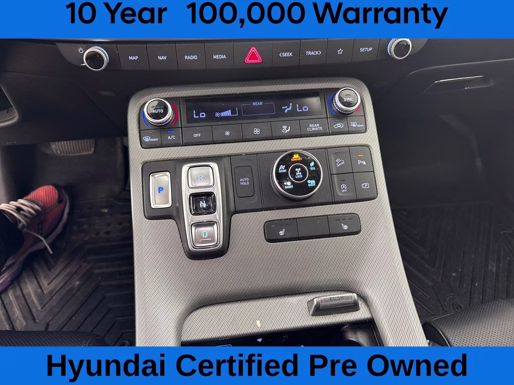 2024 Typhoon Silver Hyundai Palisade SEL AWD SUV