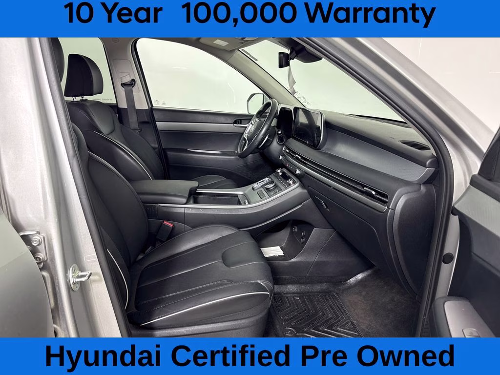 2024 Typhoon Silver Hyundai Palisade SEL AWD SUV