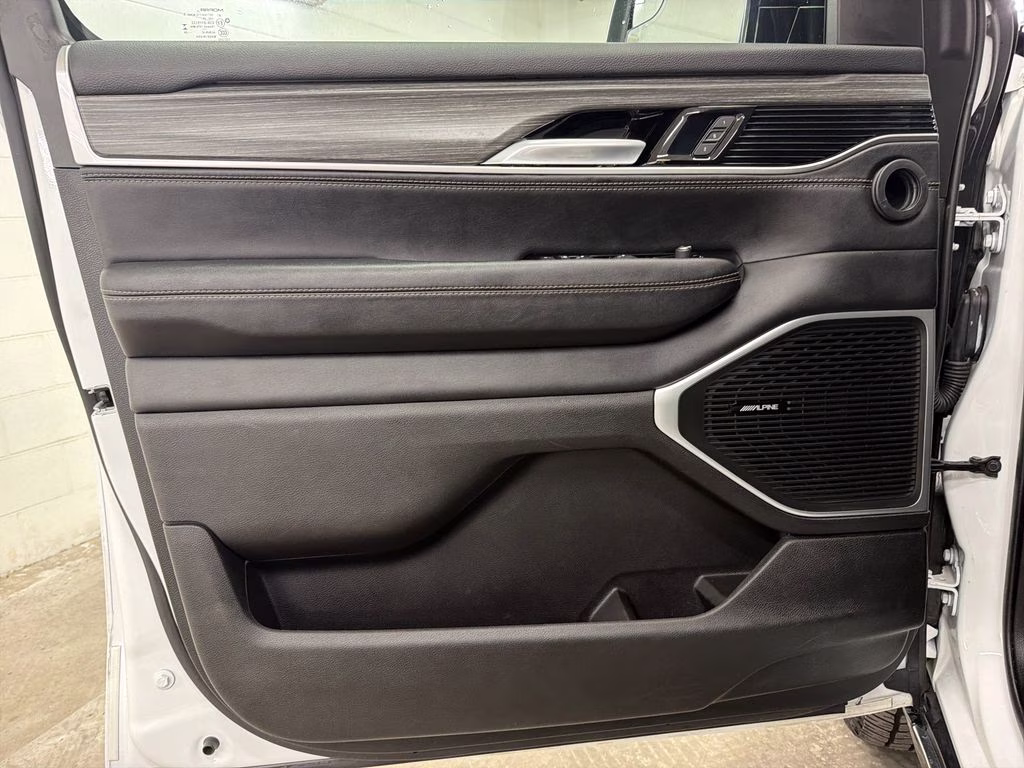 2024 Bright White Clearcoat Jeep Wagoneer L Series II 4X4 SUV