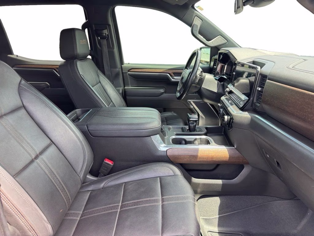2023 Pearl Chevrolet Silverado 1500 High Country 4X4 Truck